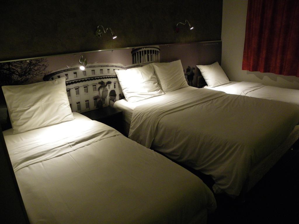 Hotel Logitel Saint-Doulchard Pokój zdjęcie